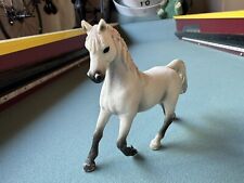 Schleich WHITE ARABIAN MARE Horse 13761 Farm Figure Toy 2013 Retired Figurine picture