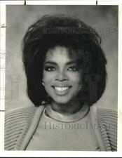 1989 Press Photo Oprah Winfrey, television talk show host - lrp42000 picture