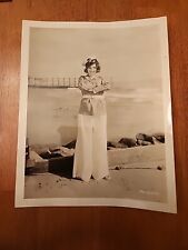1930' s Press Photo Actress Lilian Bond 8x10 Charming Beach Costume RARE picture