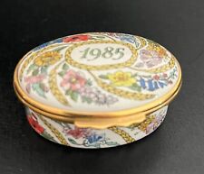 Halcyon Days Enamels Oval Trinket Box - 1985 A Year To Remember England Vintage picture