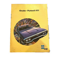 1971 Chrysler Plymouth Advertising Booklet Models & Options Color Illustration picture