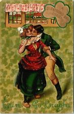 St Patrick's Day Erin GoBragh Kissing Couple Shamrock 4 Leaf Clover   -  A22 picture