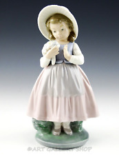 Nao Lladro Figurine GIRL WITH FLOWER BOUQUET #348 Retired Mint picture