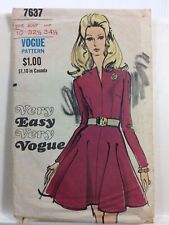 1969 Very Easy Very Vogue 7637 Vintage Sewing Pattern Womens  Dress Size 10 picture