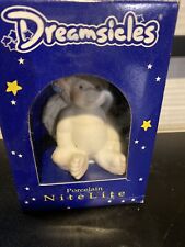 DREAMSICLES - “BRIGHT EYES” FIGURINE Nite Lite DS263 Cast Art picture