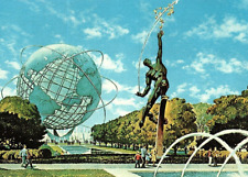 1964 NEW YORK WORLD'S FAIR PLAZA OF THE ASTRONAUTS ROCKET THROWER POSTCARD P71 picture