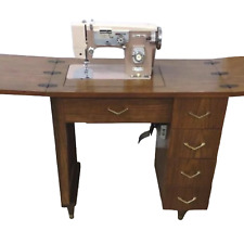 🧵 Very Vintage 422 Super De Luxe ZIG ZAG DRESSMAKER ✂️ Sewing Machine & Cabinet picture