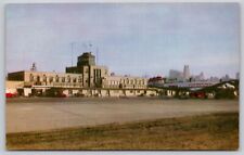 Postcard MO Kansas City Municipal Airport Downtown Skyline UNP A26 picture