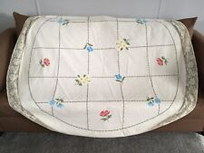 VTG Embroidered Spring Floral Flower Round Tablecloth Country Cottage Core READ picture