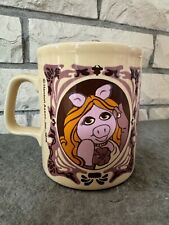 Rare Vintage miss Piggy  THE MUPPET SHOW Tan COFFEE MUG 1978 kiln craft ENGLAND picture