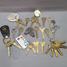 Random Mixed Assortment of Keys Lot of 28 Good Condition picture
