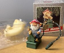 Vintage 1989 Hallmark Tiny Tinker Christmas Ornament Light & Motion Magic w/ Box picture