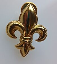 Vintage Goldtone Fleur De Lis Beveled Edge Pin picture