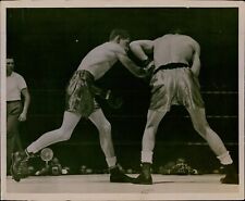 LD211 Original Photo OLD SCHOOL BOXING Classic Match Fighters Punching Action picture