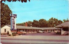Moores Motel, Berea, Kentucky - c1950s Chrome Postcard - Old Cars picture