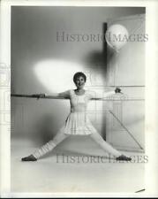 1983 Press Photo Actress Joanne Woodward doing ballet. - hcq06070 picture