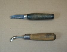 2 Vintage USMC Cobbler's Tack Nail Pullers picture