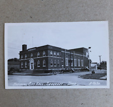RPPC Sigourney, Iowa Memorial City Hall 1930 -40s CarsVintage Postcard T picture