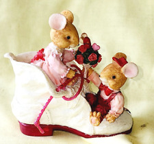 Vintage Pair of Mice In a Shoe Ceramic Decorative Figurine 4