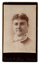 ANTIQUE CDV C. 1880s CURTIS & ROSS GORGEOUS YOUNG LADY IN DRESS LEWISTON MAINE picture