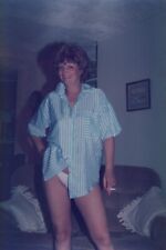 VINTAGE FUGLY BRITISH WIFE COLOR PHOTOGRAPH 1980S #12 picture