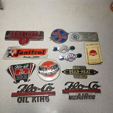VTG ARMSTRONG JANITROL GM DELCO FURNACE HEATER SQUARE ROUND TAG EMBLEM BADGE LOT picture