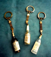 Vintage tiny Seagram's extra dry Gin bottle keychain from Holland picture