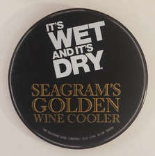 Vintage 1986 Seagrams Golden Wine Cooler Its Wet And Its Dry Pinback Button picture