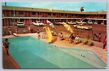 Postcard Holbrook AZ Holbrook Motor Hotel Swimming Pool picture
