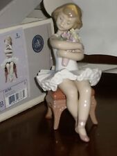 Lladro - BALLERINA WITH FLOWERS ** MOM GIFT** picture