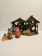 2 Enesco Calico Kittens 1994 Halloween Figurines with Halloween House Display picture