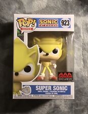 Funko Pop Super Sonic AAA Anime Exclusive #923 w/Protector picture
