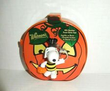Vintage Peanuts Snoopy Jack-O-Lantern Halloween Whitman's Candy Box & Keychain picture