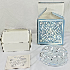 Vintage Echt Bleikristall for Avon Crystal Paperweight Snowflake Design In Box picture