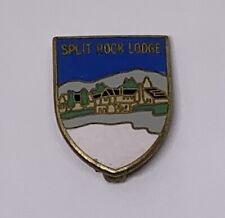Vtg Split Rock Lodge Lost Ski Resort Poconos 1947-2004 Lapel Pin (190) picture