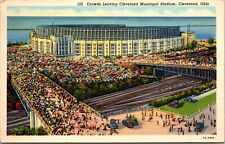 Vintage Postcard Crowds Leaving Cleveland Municipal Stadium Ohio OH Linen picture