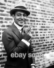 RUDOLPH VALENTINO TRAGIC HOLLYWOOD ACTORWITH CIG   8X10 PHOTO ru picture