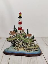 Danbury Mint Light House Mariner's Cove Lighthouse By Colin Gough  picture