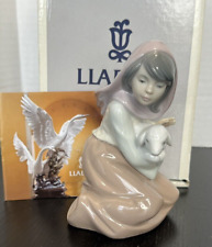 Lladro Figurine CHRISTMAS NATIVITY LOST LAMB Shepherdess #5484 AS IS in Box picture