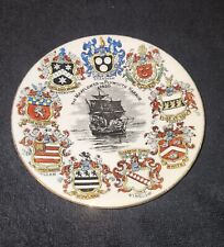 OLD 1909 SOUVENIR CHINA MAYFLOWER PLYMOUTH HARBOR PLATE COATS OF ARMS MASS BOAT picture