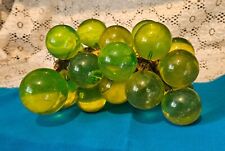 Vintag Lucite Acrylic Green Grapee Cluster 8in Mid-Century Modern '60s picture