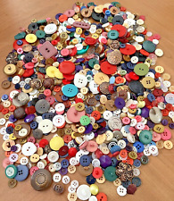 Huge Lot of Vintage & Current Buttons (Over 1000 Buttons) picture