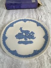 Wedgwood Jasperware Plate Mother 1979, Doe w/ 2 Fawns, Pale Blue/White W/ Box picture