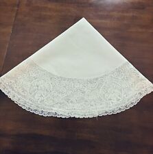 Vintage Round Tablecloth With 6 Inch Italian Figural Lace Border cherubs picture