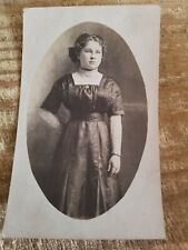 VTG EARLY 1900'S REAL PHOTO POSTCARD OF YOUNG LADY.*P5 picture