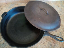 VINTAGE LARGE HEAVY DUTY UNMARKED WAGNER IRON SKILLET 12 WITH LID picture