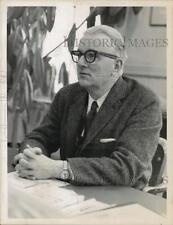 1964 Press Photo Dr. Paul Harteck, Rensselaer Polytechnic Institute, New York picture