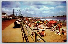 Vintage Postcard Bathers and  Beach  Hampton Beach NH New Hampshire H5 picture