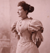 Victorian Cabinet Card Photo Beautiful Woman Fashion Warneuke Glasgow Scotland picture