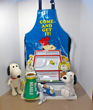 Vntg. Snoopy Charlie Brown Peanuts Lot: Childs Bib, TV Trays, Coin Bank, Figures picture